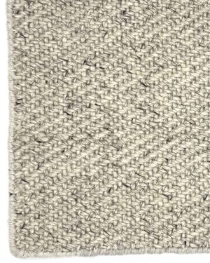 Elegant custom wall-to-wall carpet for residential interiors